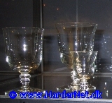 Klik p� foto eller link for at g� til glas siden for denne serie - Click on photo or link to go to the glass page for this series.