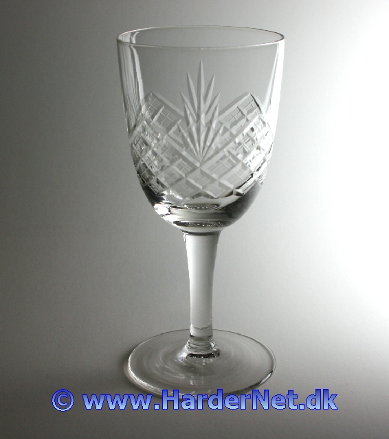 Arne, Georgette glasservice designet af Holmegaard Glasv�rk i 1917