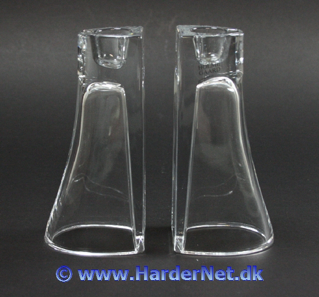 Balance lysestage, vase s�t vendbar designet af Maria Berntsen for Holmegaard Glasv�rk i 2005.