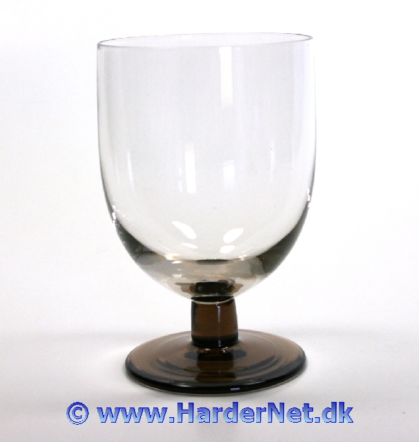 Egholm glasservice designet af Jacob E. Bang for Holmegaard Glasv�rk i 1934