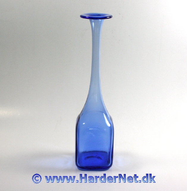Lagune kunstglas serien designet af Kylle Svanlund for Holmegaard Glasv�rk i 1974