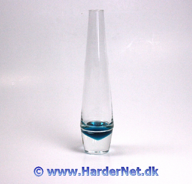 SOLIFLEUR vase designet af Christer Holmgren for Holmegaard Glasv�rk i 1965